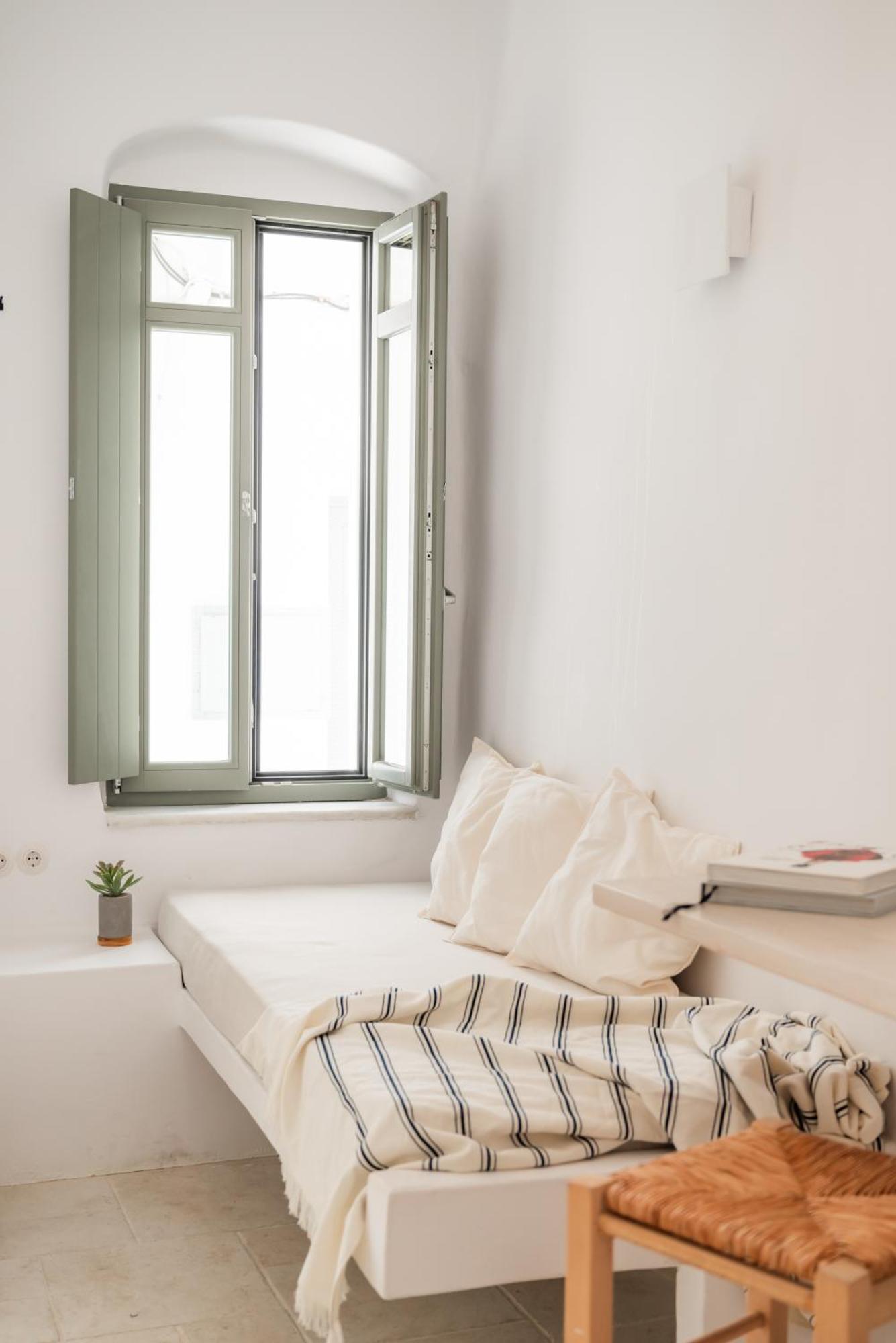 Aniko Suites White Alley Mykonos Town Exteriör bild